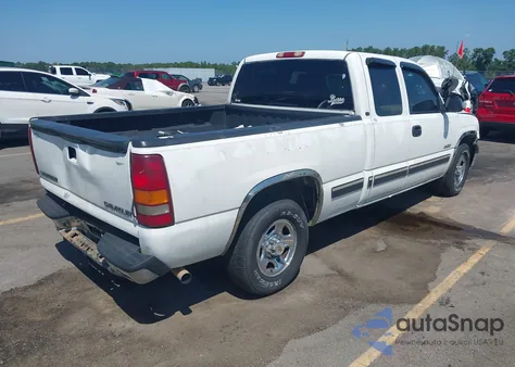 2001 Chevrolet Silverado C1500 from USA, damaged, VIN 2GCEC19V711244672